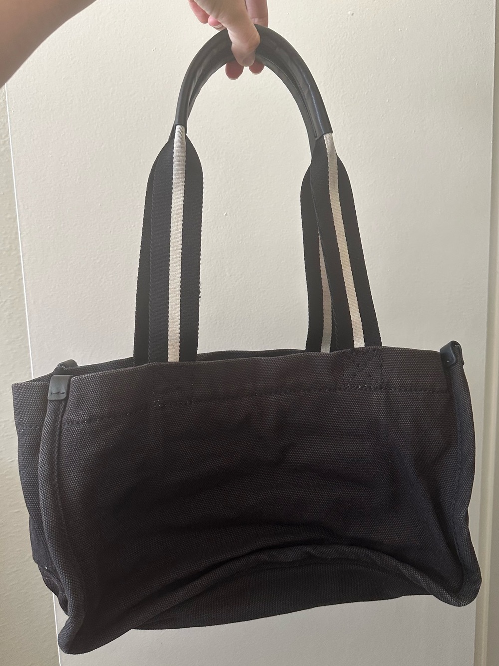 Marc Jacobs Tote - Picture 12 of 12